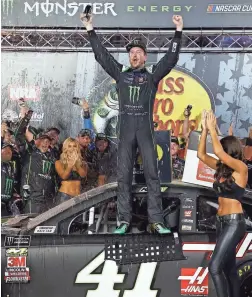  ?? WADE PAYNE/AP ?? Kurt Busch celebrates after winning the NASCAR Cup Series race Saturday in Bristol, Tenn.