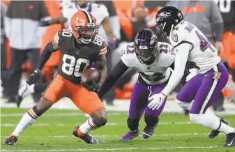  ?? Jeff Lange / Akron Beacon Journal ?? Browns wide receiver Jarvis Landry wasn’t happy after a spitting incident during his team’s game against the Ravens on Monday night. The teams could meet again in the playoffs.