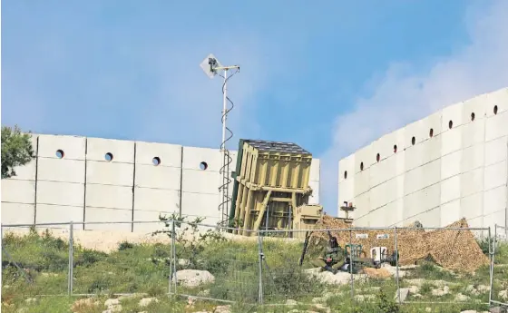  ?? ?? O lançador de mísseis do sistema Iron Dome, perto de Jerusalém.