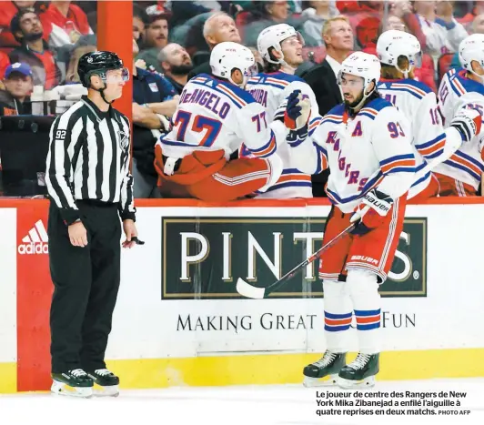  ?? PHOTO AFP ?? Le joueur de centre des Rangers de New York Mika Zibanejad a enfilé l’aiguille à quatre reprises en deux matchs.