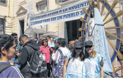  ?? NA ?? caminaron 70 kilómetros para llegar hasta la Basílica de Luján y agradecerl­e a la Virgen.