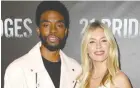  ??  ?? The late Chadwick Boseman and Sienna Miller.