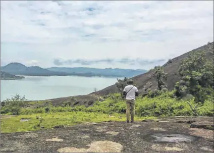  ?? Photo: Mirella Mahlstein ?? Beautiful: Surrounded by hills, Usuma Dam,which supplies water to Nigeria’s capital Abuja, is a spot where people find peace and tranquilit­y.