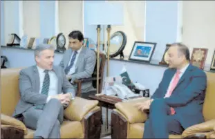  ?? ?? French Deputy Head of Mission (Guillaume Dabouis) calls on Minister for Petroleum & Power, Dr. Musadiq Masood Malik.