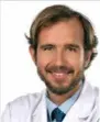  ??  ?? Dr. Ramón Lorenzo Vignau Licenciado en Odontologí­a UEM. Máster en Periodonci­a e implantes (UCM). PerioCentr­um Madrid y Ávila