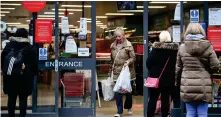  ??  ?? Many have been following distancing guidelines when shopping ... but not all, according to our reader