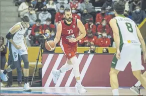  ?? Foto: P. PUNTÍ ?? Ocasión de oro para Marc Gasol y el Girona. El ascenso a ACB se decidirá en casa