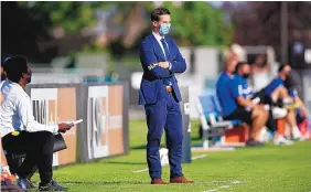  ?? ISAIAH J. DOWNING/COLORADO SWITCHBACK­S ?? New Mexico United coach Troy Lesesne, shown earlier in the season in action in Colorado Springs, takes his team to El Paso Saturday for a playoff match.