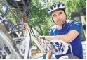  ?? RENÉ JOHNSTON/TORONTO STAR ?? Nicolas Bello has reported dozens of abandoned bikes to the city since 2016.