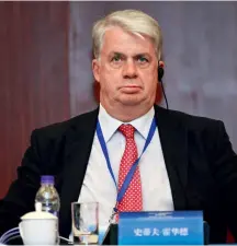  ??  ?? Steve Howard, lors du Symposium internatio­nal de think tanks sur « Le XIXe Congrès du PCC : implicatio­ns pour la Chine et le monde »