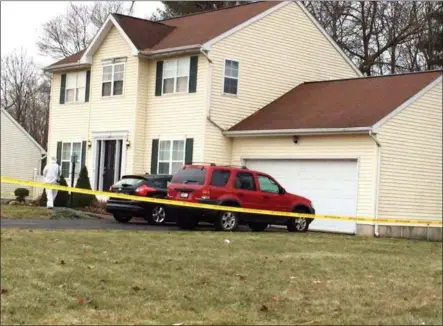  ?? GLENN GRIFFITH PHOTO ?? The home at 723Adams Circle in Ballston Spa where police said Steve Jones fatally shot Jennifer Jones and Emma Jones before fatally shooting himself.