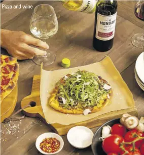  ??  ?? Pizza and wine