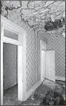  ?? NWA Democrat-Gazette/ DAVID GOTTSCHALK ?? An interior room reflects the toll that more than 140 years have taken on the Stone-Hilton House in Fayettevil­le.