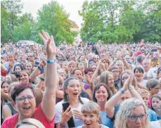  ?? FOTO: ANDY HEINRICH ?? Rund 6000 Fans bejubeln den Auftritt von Mark Forster.
