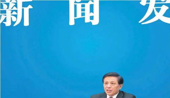  ?? NIKOLAS ASFOURI/AFP ?? El diplomátic­o asiático Zhang Yesui.