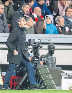  ?? FOTO: EFE ?? Valverde sufrió en la banda El técnico no vio fino al Barça