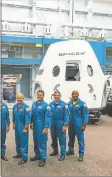  ??  ?? ASTRONAUTA­S. Los elegidos para ir a la Estación Espacial.