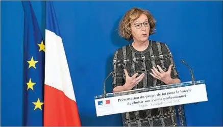  ??  ?? La ministre du Travail Muriel Pénicaud, lors de la présentati­on de son projet de loi sur l’avenir profession­nel en avril.