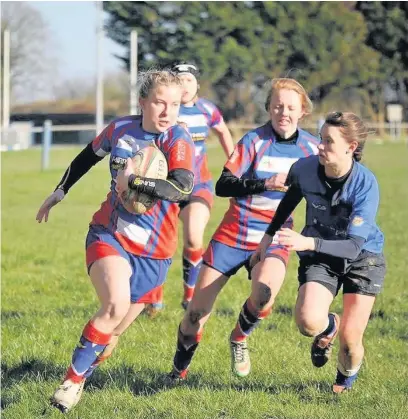  ??  ?? Lady of the match Leanne Burnell makes a break for Pencoed Phoenix against Haverfordw­est. Match report – page 63