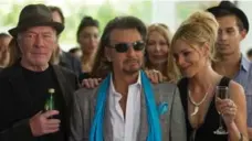  ?? HOPPER STONE/TNS ?? From left, Christophe­r Plummer, Al Pacino and Katarina Cas are in fine form in the predictabl­e but pleasing film Danny Collins.