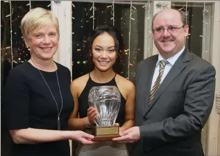  ??  ?? Coláiste Bhríde Carnew school principal Linda Dunne with student of the year Shonagh Mulligan and award sponsor Aidan Gregan.