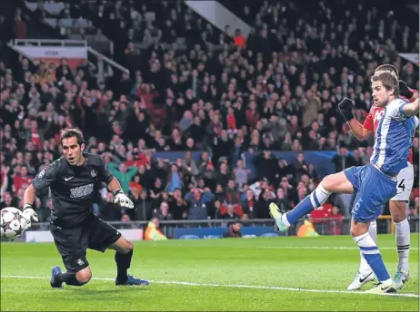  ?? Picture: Getty Images. ?? Real Sociedad’s Inigo Martinez turns the ball past his own keeper for Manchester United’s winner.