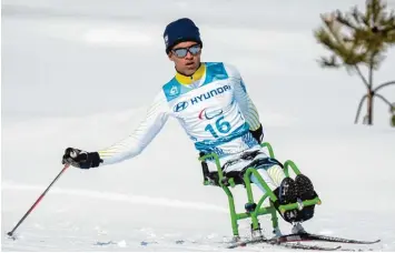  ?? Foto: Bob Martin, afp ?? Christian Ribera aus Brasilien ist mit 15 Jahren der jüngste Teilnehmer in Pyeongchan­g.