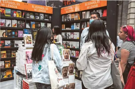  ?? ARACELY MARTÍNEZ/OVACIONES ?? Este jueves abrió el encuentro librero organizado por l a UNAM