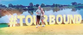  ?? PHOTO PROVIDED ?? Philip Knowles, with his wife Olivia at the PGA Tour card ceremony in 2022 following the Korn Ferry Tour Championsh­ip, is playing again after a series of injuries and illnesses.
