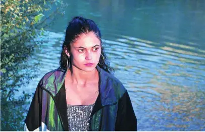  ?? ?? La joven de 18 años Luna Pamies debuta como protagonis­ta en la película de Elena López Riera