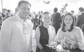  ?? ?? Sen. Mark Villar, Sen. Grace Poe and BSP Deputy Governor Berna Romulo-Puyat