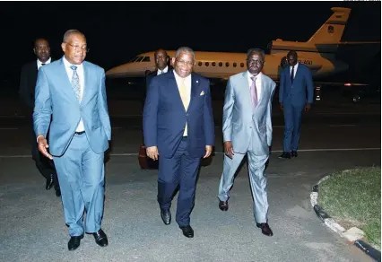  ?? EDUARDO PEDRO ?? Ministro das Relações Exteriores regressou ontem de Malabo onde represento­u o Chefe de Estado na Cimeira África-Países Árabes