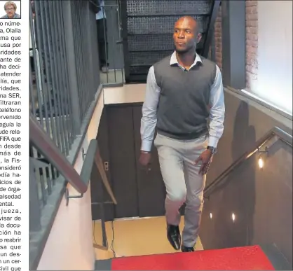  ??  ?? MOLESTO. Abidal está muy molesto con lo que surge respecto a su trasplante de hígado.