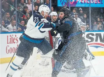  ?? R.J. JOHNSTON TORONTO STAR ?? Leafs defenceman Conor Timmins, right, filled in on the top power play on Thursday.