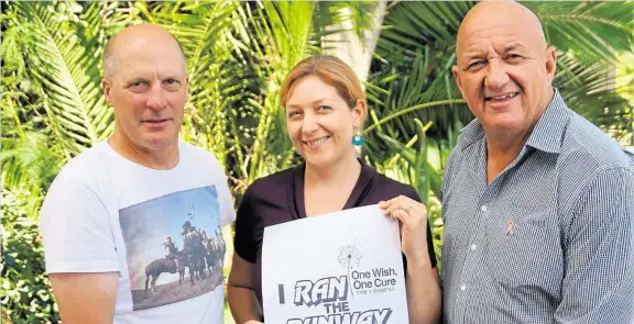  ?? PHOTO: CONTRIBUTE­D ?? RUNWAY RUN: Gearing up for next Saturday's fun run are Greg Vincent (left), Melanie Coultas and Peter Rookas.