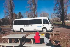  ??  ?? MOBILE KITCHEN: A typical morning picnic at a park.