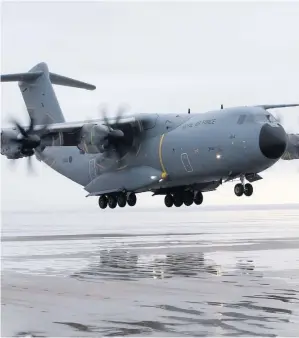  ??  ?? The A400M Atlas landing at Pembrey