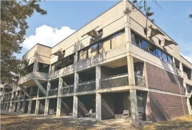  ?? STAFF PHOTO BY DOUG STRICKLAND ?? The inn at Fall Creek Falls State Park is seen last fall near Spencer, Tenn. A plan to demolish the park’s existing inn and replace it with a new facility that is privately run apparently has been stalled because of a lack of bids.