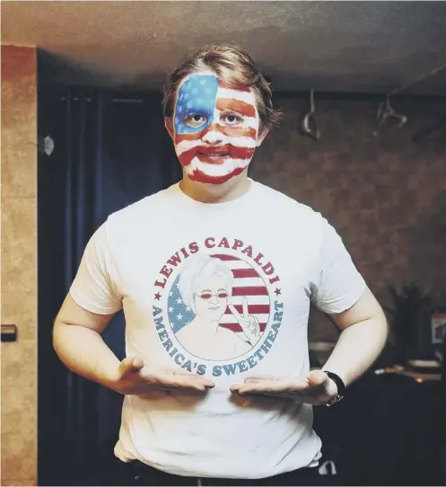  ??  ?? 0 Lewis Capaldi celebrates a feat last achieved by Sheena Easton with some face-paint and an eye-catching outfit on social media