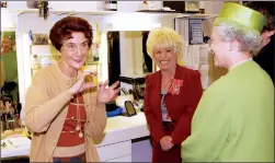  ?? ?? June Brown and Barbara Windsor met the Queen in 2020