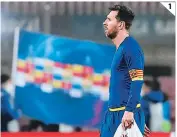  ??  ?? 1 (1) Lionel Messi salió de lacancha tras cambiar su camisa con su amigo Mauro Icardi. (2) El egipcio Mohamed Salah aprovechó los errores defensivos de RB Leipzig. (3) El arquero brasileño Alisson Becker mantuvo invicta la meta de los Rojos en el Puskas Arena.