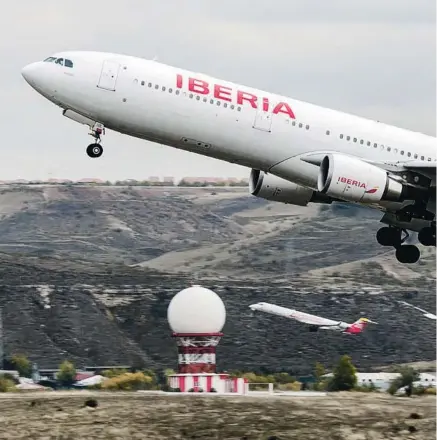  ?? ?? Cada cliente de Iberia puede elegir qué trayectos quiere compensar, si uno o varios del total de los vuelos realizados