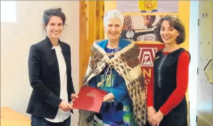  ??  ?? Sarah-Michelle Washer (left) with Zonta New Zealand Governor Janet Hope and Hamilton-Waikato club president Alison Watkins.