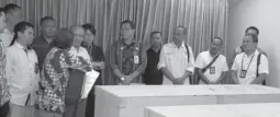  ?? BIRO HUMAS KEMENAKER ?? BERPULANG: Ketiga jenazah korban diserahter­imakan di Bandara Soekarno-Hatta kemarin.