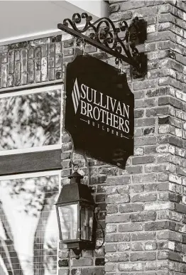  ?? Mark Mulligan / Staff photograph­er ?? The Sullivan brothers are part of a longtime Galveston family. Their Sullivan Land Services Co. is accused in a lawsuit of illegally hiring Mexican nationals.