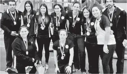  ??  ?? PESE A QUEDAR EN SEGUNDO LUGAR, las deportista­s angelinas tuvieron una excelente competenci­a.