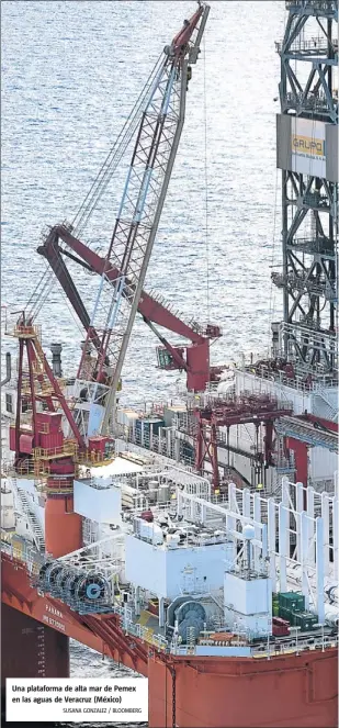  ?? SUSANA GONZALEZ / BLOOMBERG ?? Una plataforma de alta mar de Pemex en las aguas de Veracruz (México)