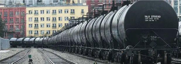  ?? NICK PROCAYLO / POSTMEDIA NEWS FILES ?? Canadian crude producers are discoverin­g all the rail loading capacity in the world isn’t sufficient if there are not enough locomotive­s to move it.