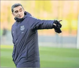  ?? FOTO: MANEL MONTILLA ?? Valverde, al inicio del entrenamie­nto Resaltó la importanci­a de ganar hoy