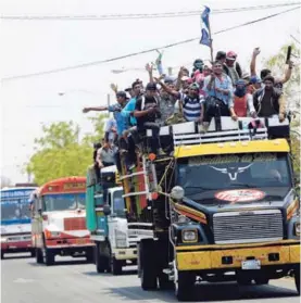  ?? AP ?? Una caravana de campesinos del norte de Nicaragua llega a Managua para participar en la marcha.